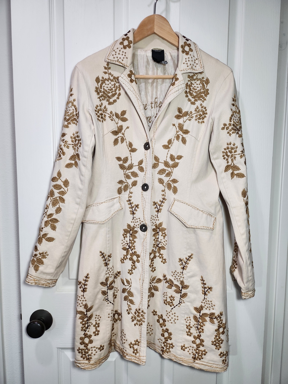 COMO NO? Cream Floral Embroidered Long Trench Coat Jacket Size S Boho Whimsigoth